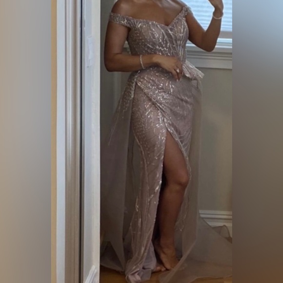 Catwalk Couture- High Slit Pink Gown - Picture 3 of 4